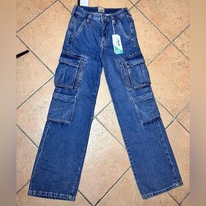 Woman’s Guess Denim Cargo Pants